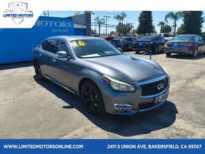 INFINITI Q70L 3.7 RWD