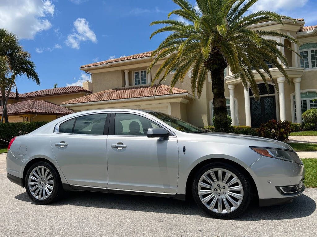 2013 Lincoln MKS Sedan