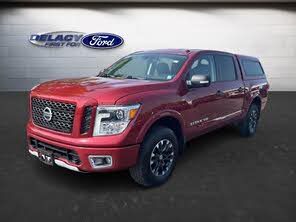 Nissan Titan PRO-4X Crew Cab 4WD