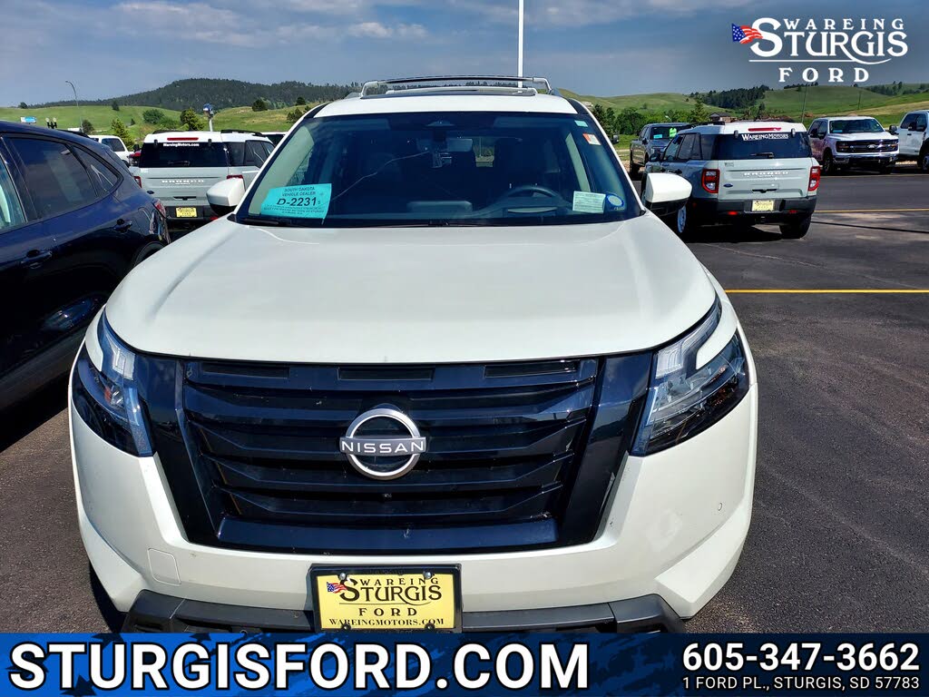 2024 Nissan Pathfinder Platinum 4WD