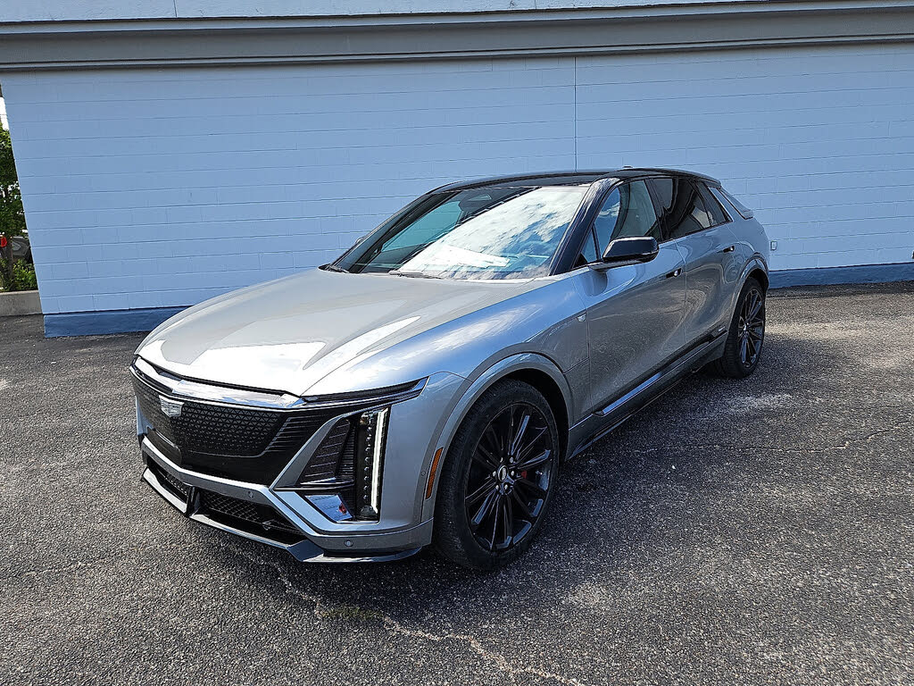 2026 Cadillac LYRIQ-V AWD