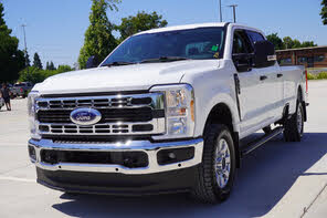 Ford F-250 Super Duty XLT Crew Cab 4WD