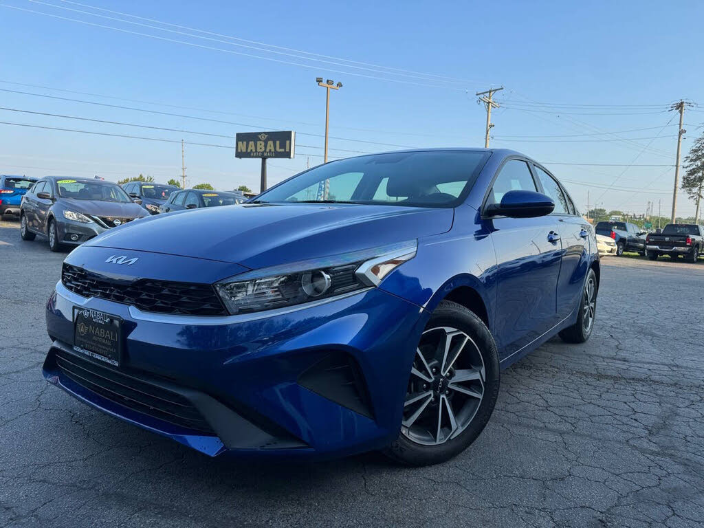 2023 Kia Forte LXS FWD