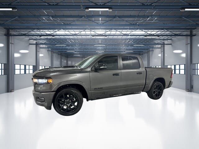 2025 RAM 1500 Laramie Crew Cab 4WD