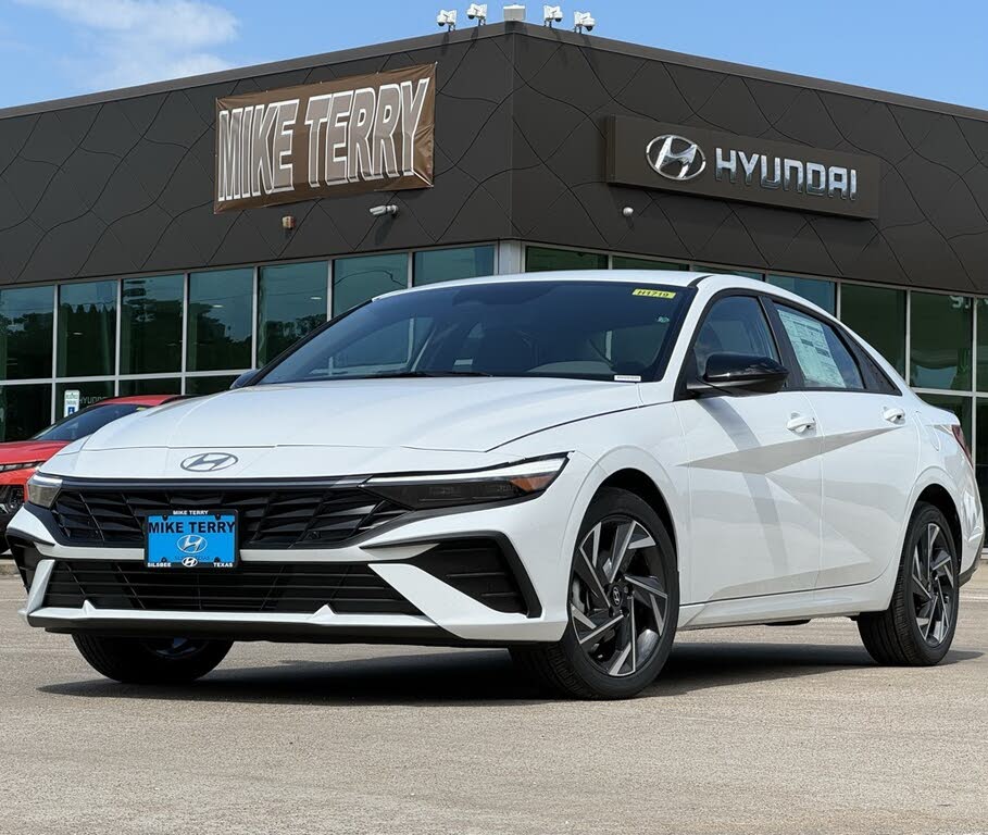 2025 Hyundai Elantra SEL Sport FWD