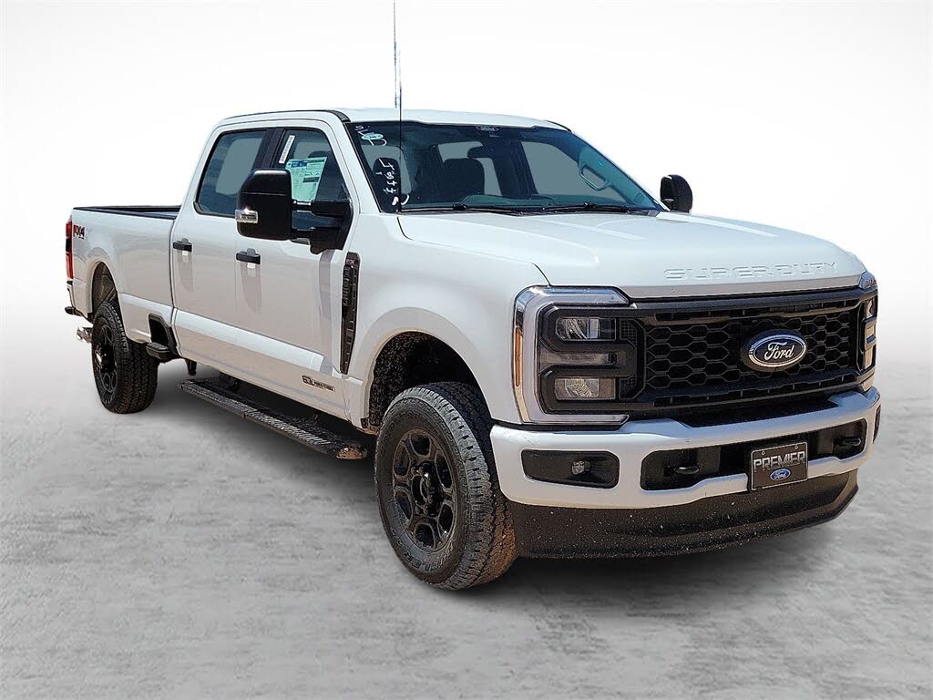 2025 Ford F-350 Super Duty XL Crew Cab 4WD