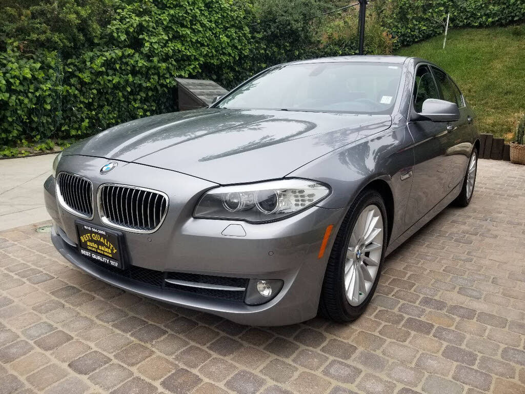 2012 BMW 5 Series 535i Sedan RWD