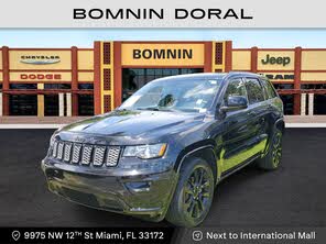Jeep Grand Cherokee Altitude RWD