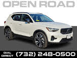 Volvo XC40 B5 Plus Dark Theme AWD