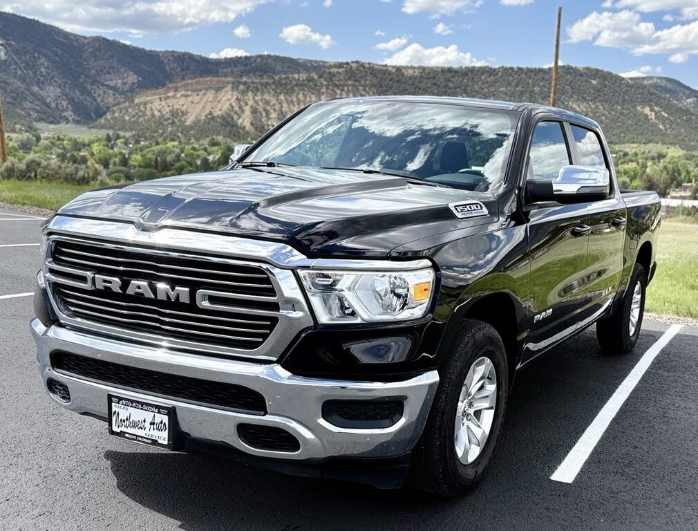 2024 RAM 1500 Laramie Crew Cab 4WD