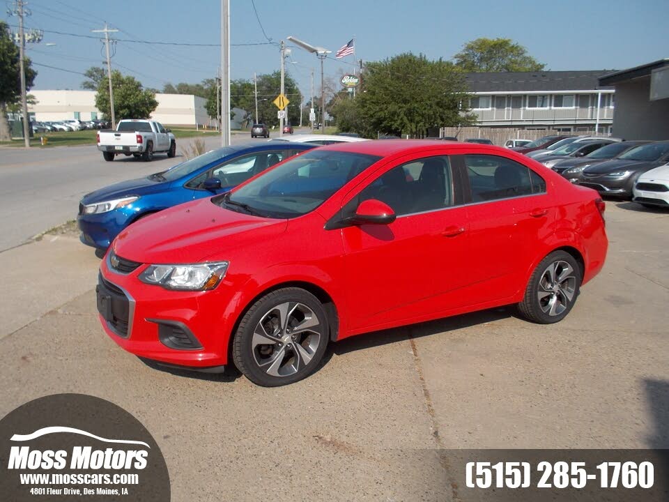 2017 Chevrolet Sonic Premier Sedan FWD