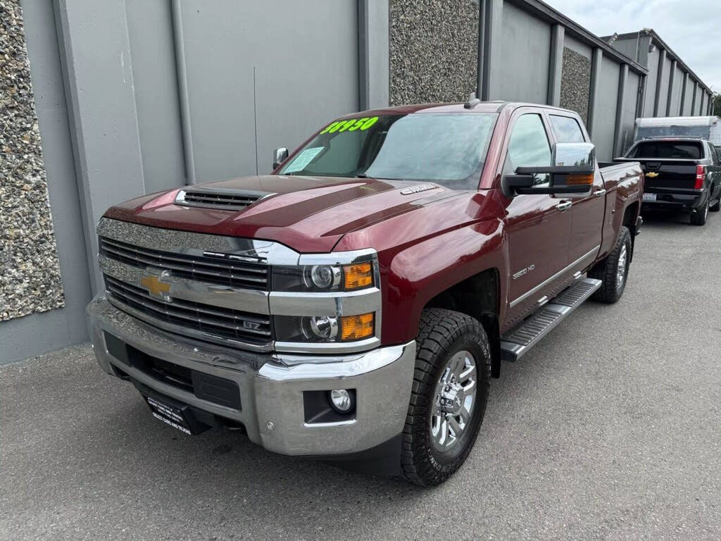 2017 Chevrolet Silverado 3500HD LTZ Crew Cab 4WD
