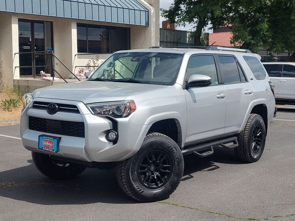 2020 Toyota 4Runner SR5 4WD