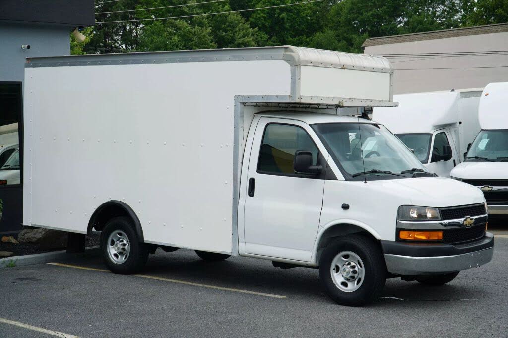 2020 Chevrolet Express Chassis 3500 139 Cutaway RWD