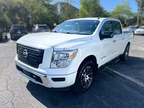 Nissan Titan SV Crew Cab RWD