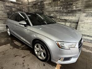 Audi A3 2.0T Komfort Sedan FWD