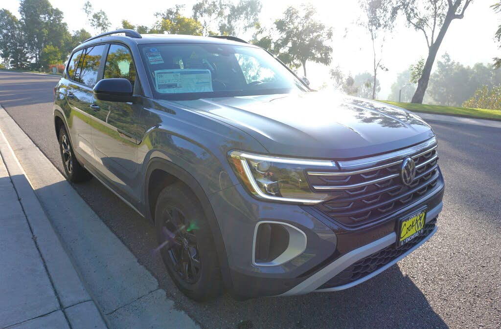 2025 Volkswagen Atlas Peak Edition 4Motion