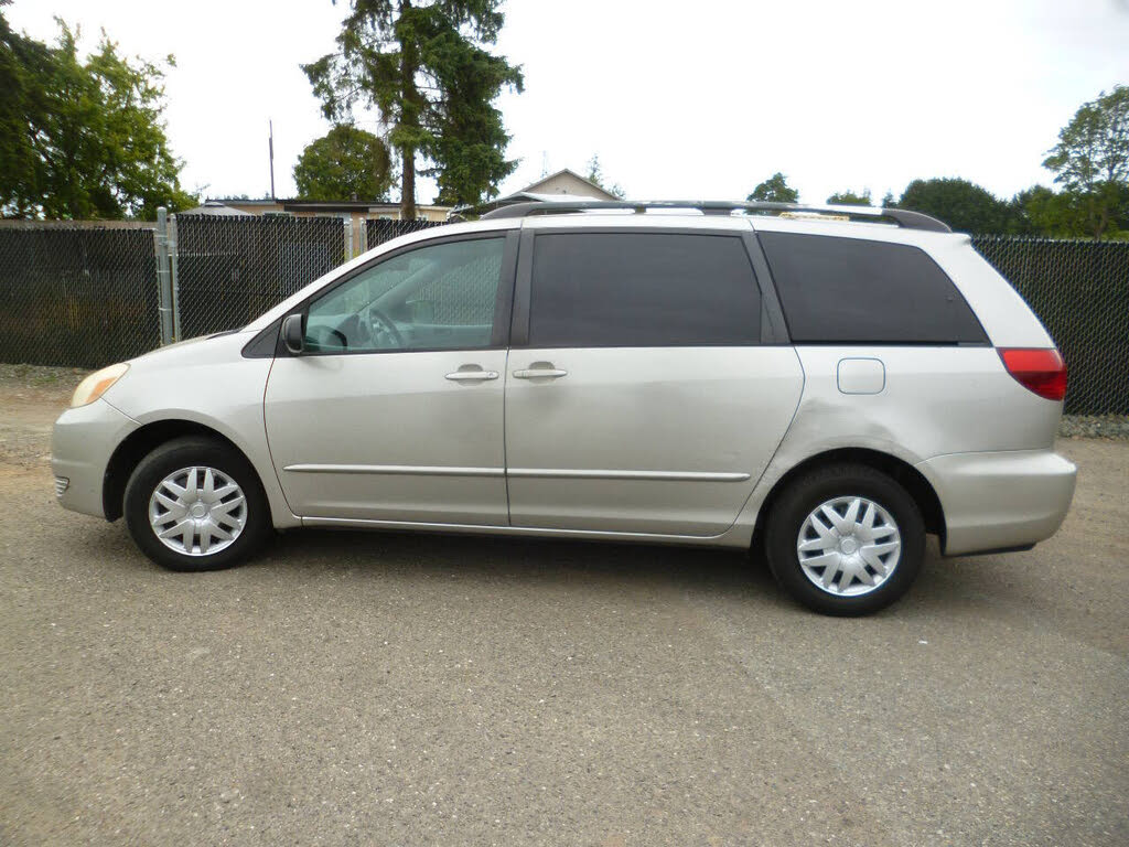 2005 Toyota Sienna LE