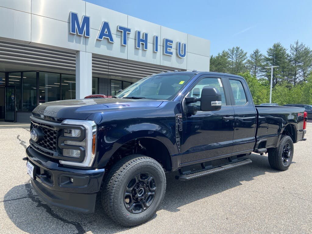 2025 Ford F-350 Super Duty XL SuperCab LB 4WD