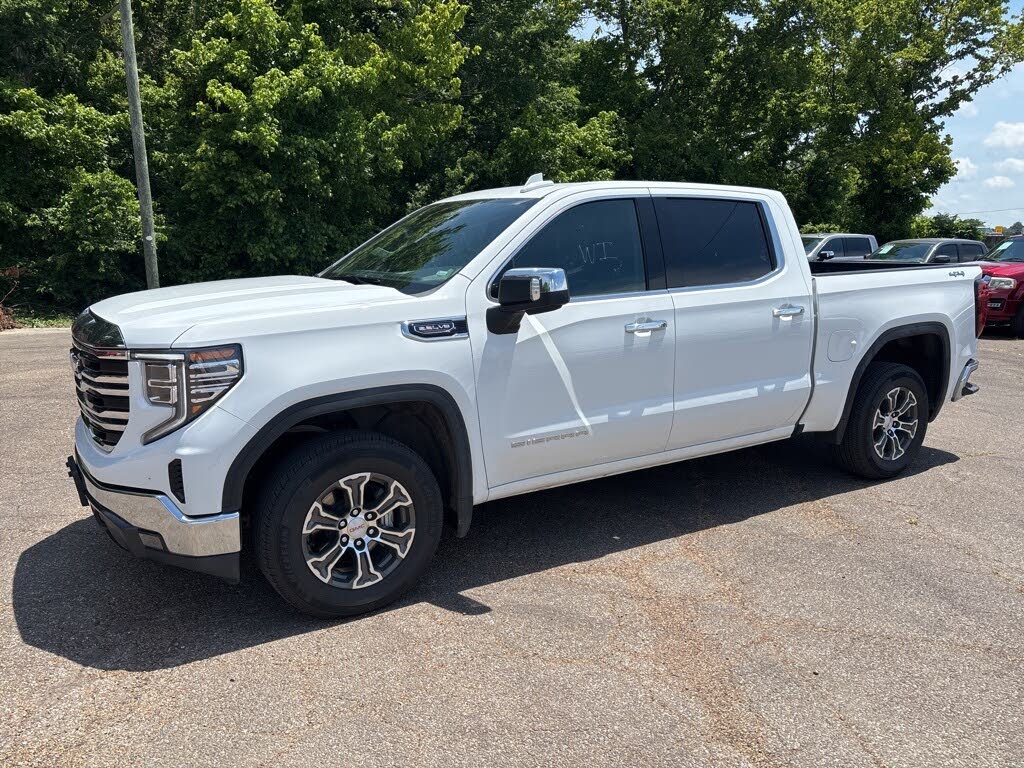 2025 GMC Sierra 1500 SLT Crew Cab 4WD