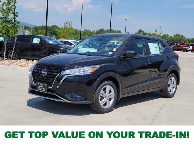 2025 Nissan Kicks Play S FWD