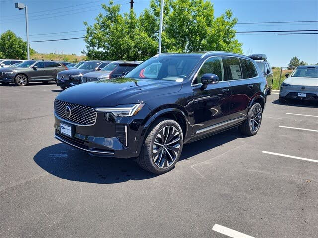 2025 Volvo XC90 B6 Plus Bright Theme 7-Passenger AWD