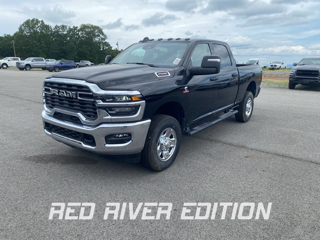2025 RAM 2500 Tradesman Crew Cab 4WD