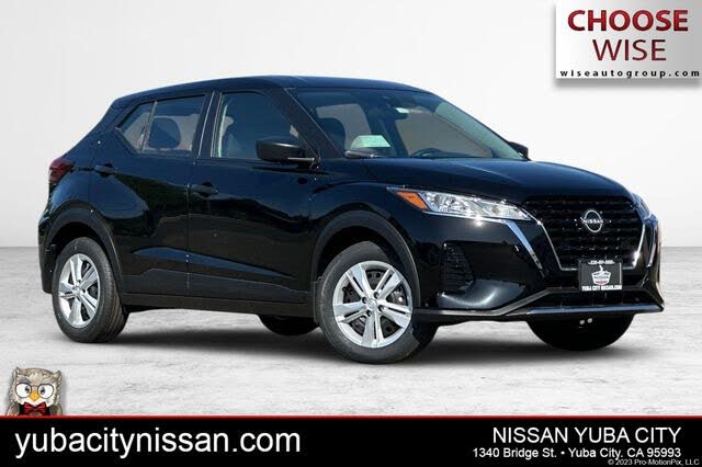 2025 Nissan Kicks Play S FWD
