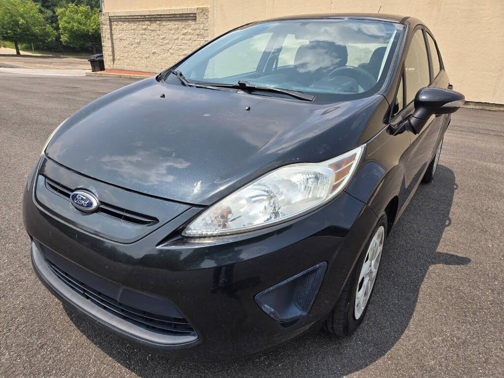 2013 Ford Fiesta SE Hatchback