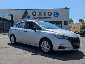 Nissan Versa S FWD