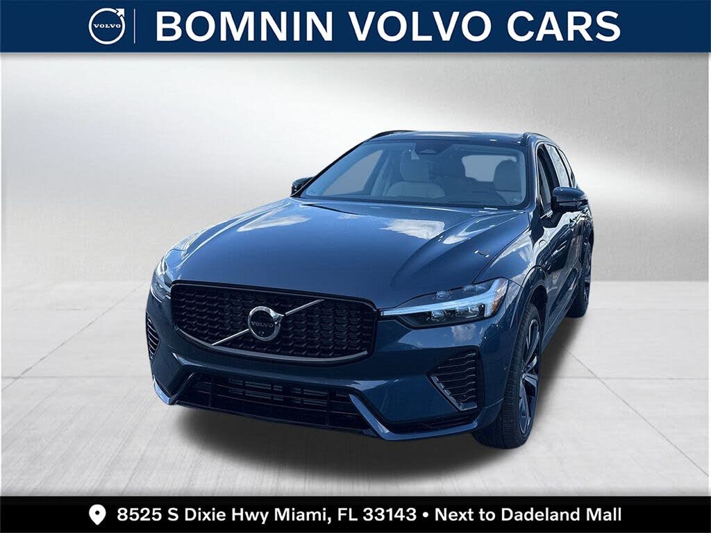 2025 Volvo XC60 Recharge T8 Ultra Dark Theme eAWD