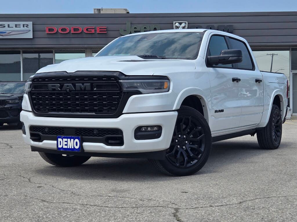 2025 RAM 1500 Limited Crew Cab 4WD