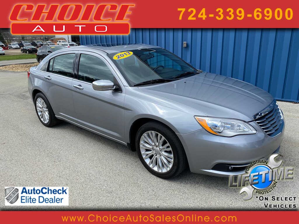 2013 Chrysler 200 Limited Sedan FWD