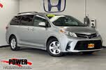 Toyota Sienna LE 7-Passenger FWD with Auto-Access Seat