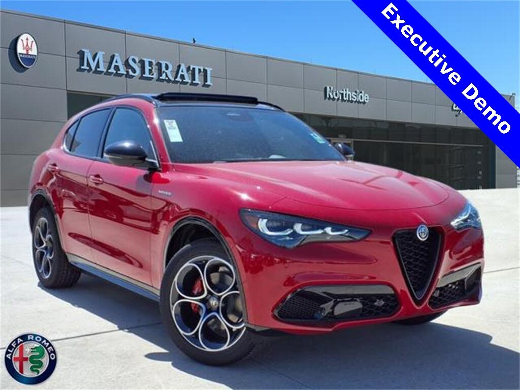 2025 Alfa Romeo Stelvio AWD