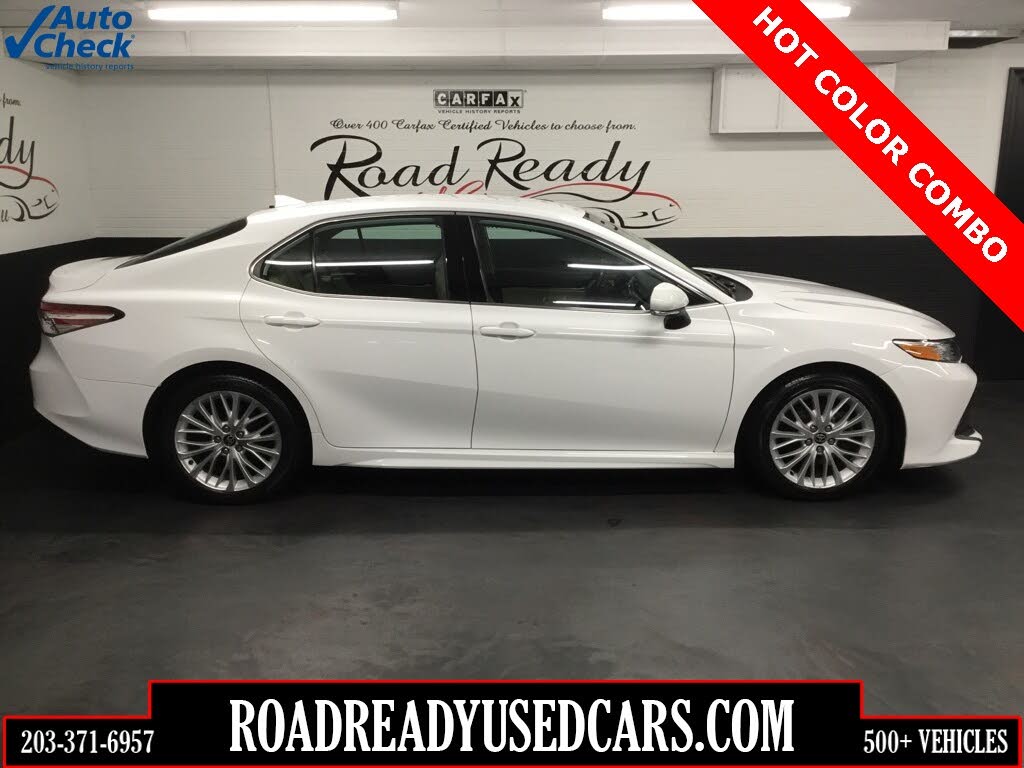 2020 Toyota Camry XLE FWD