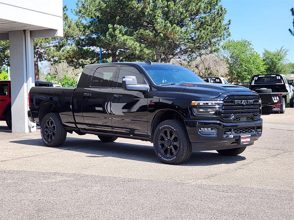 2025 RAM 3500 Laramie Mega Cab 4WD