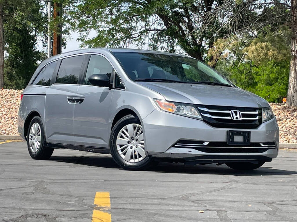 2017 Honda Odyssey LX FWD