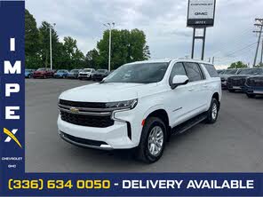 Chevrolet Suburban LS RWD