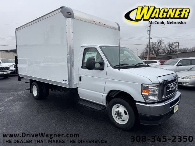 2025 Ford E-Series Chassis E-350 SD Cutaway SB DRW RWD