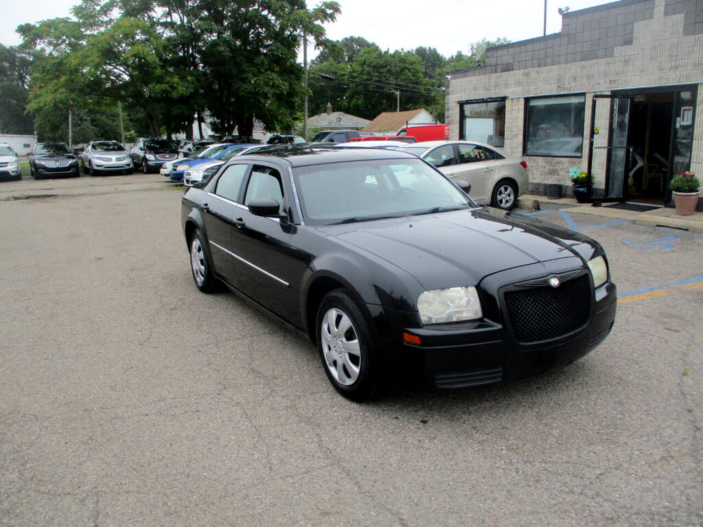 2008 Chrysler 300 LX RWD