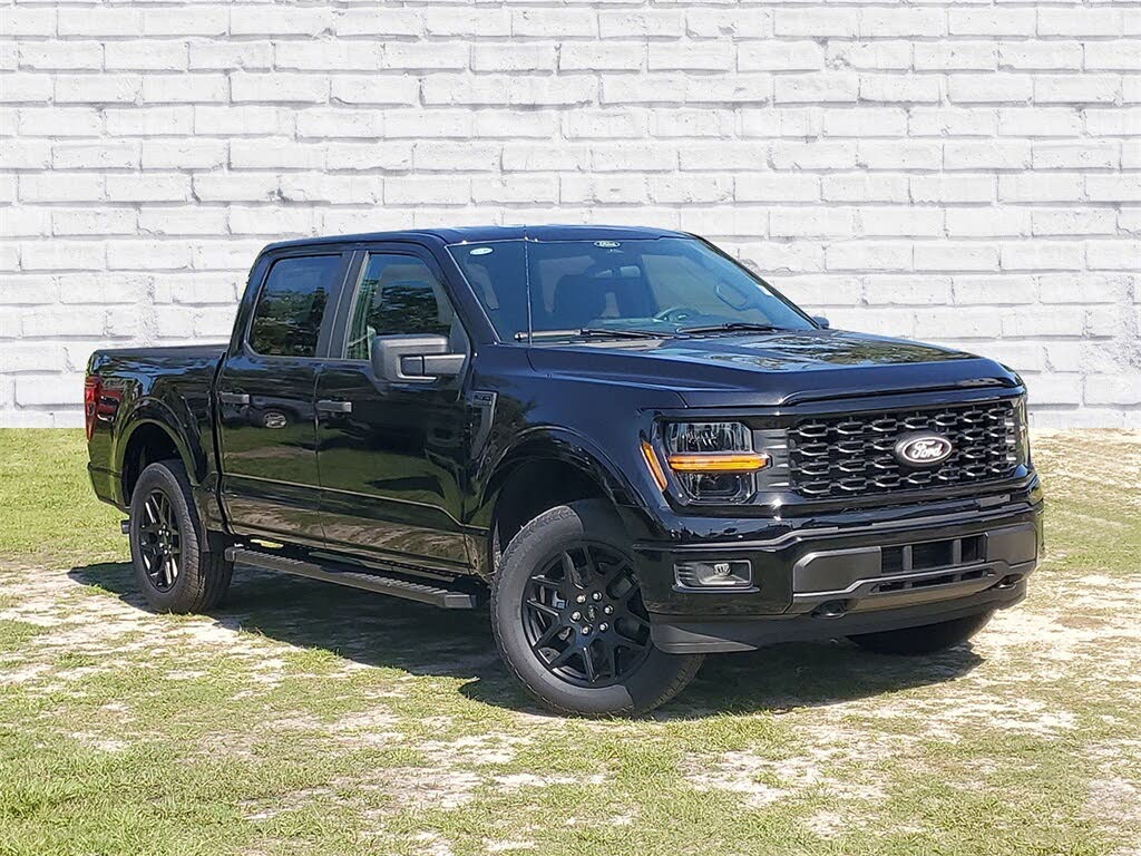 2025 Ford F-150 STX 4dr SuperCrew 4WD