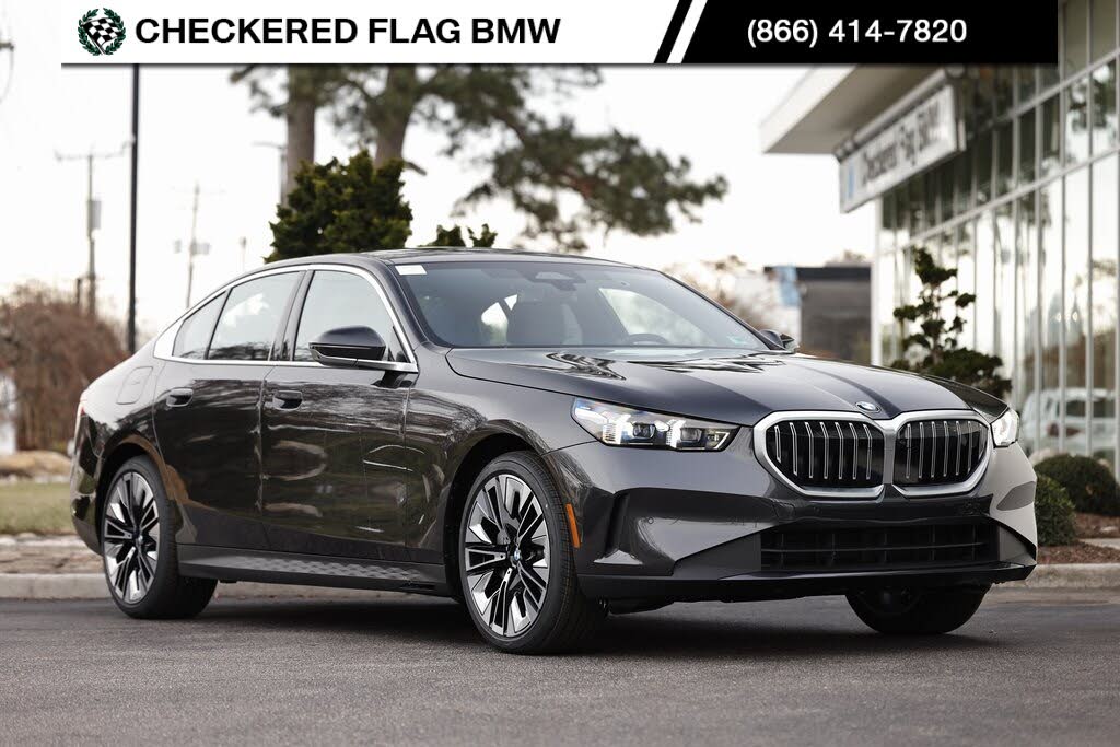 2025 BMW 5 Series 530i RWD