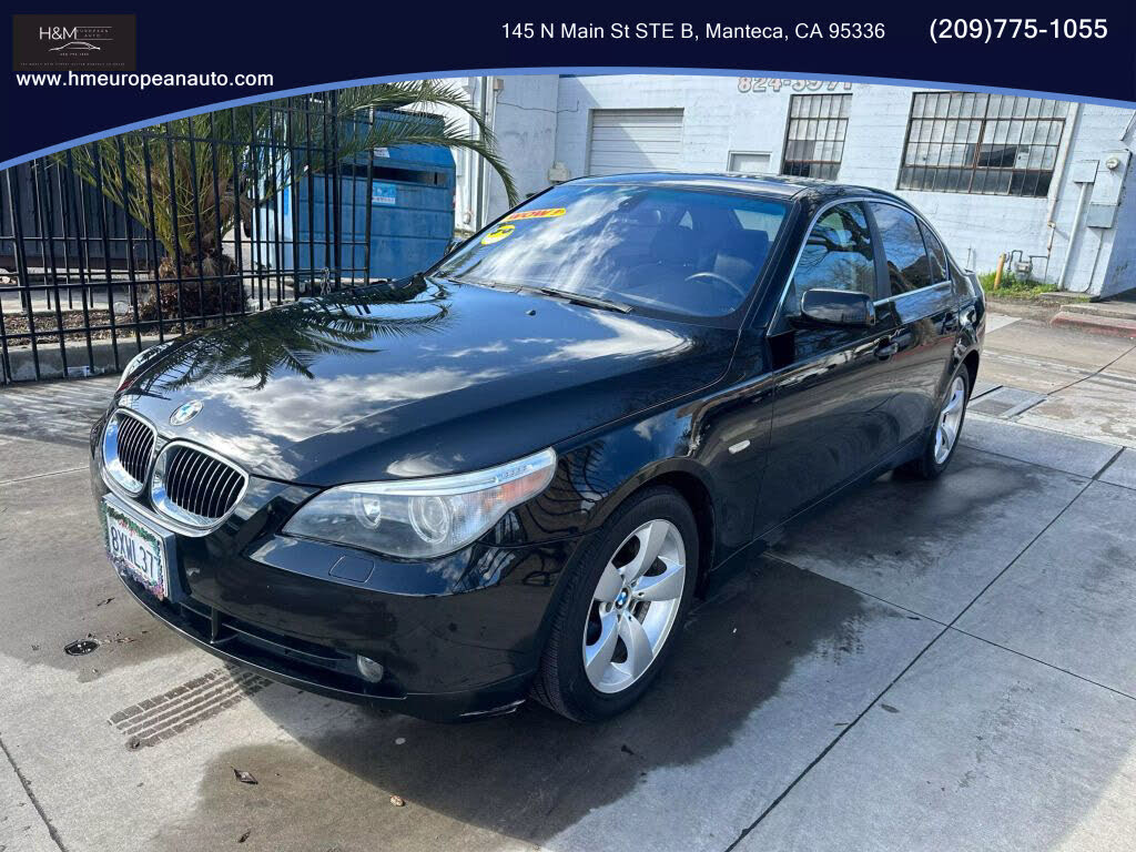 2007 BMW 5 Series 525i Sedan RWD