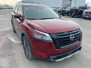 Nissan Pathfinder SL 4WD