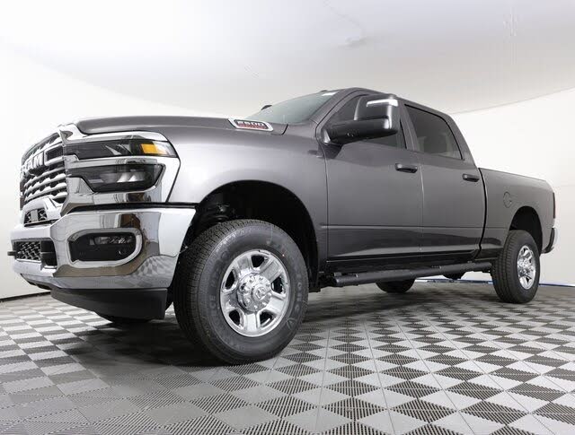 2025 RAM 2500 Tradesman Crew Cab 4WD