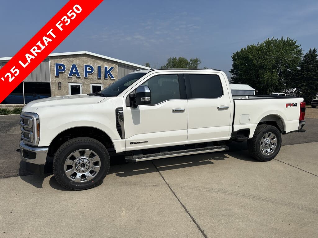 2025 Ford F-350 Super Duty Lariat Crew Cab 4WD