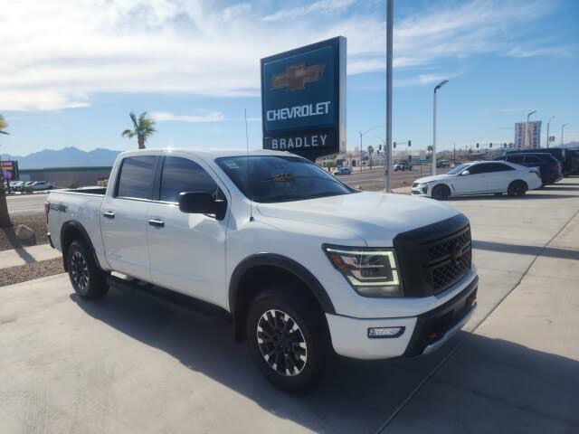 2021 Nissan Titan PRO-4X Crew Cab 4WD