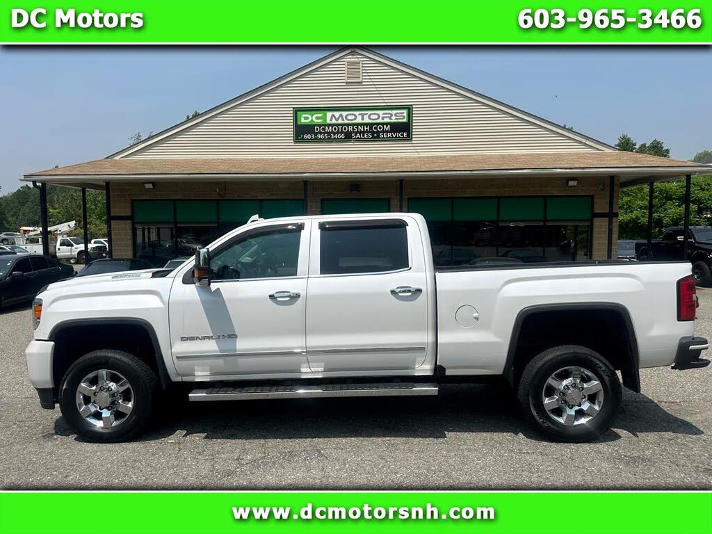 2018 GMC Sierra 2500HD Denali Crew Cab SB 4WD