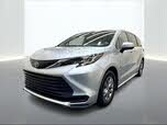Toyota Sienna LE 8-Passenger AWD